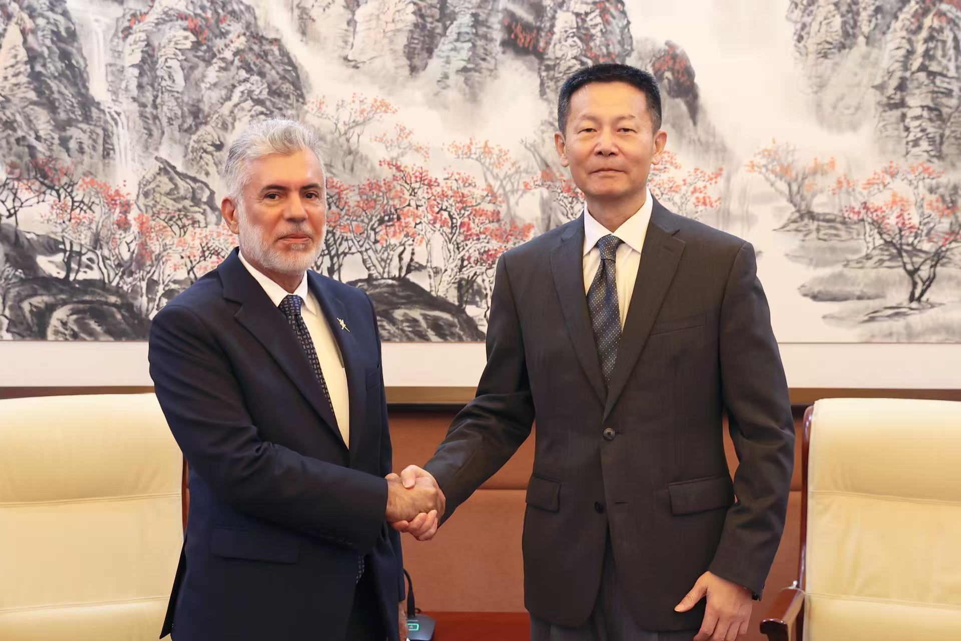 首页|bifa必发集团中国官方网站